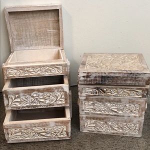 Wooden jewelry box